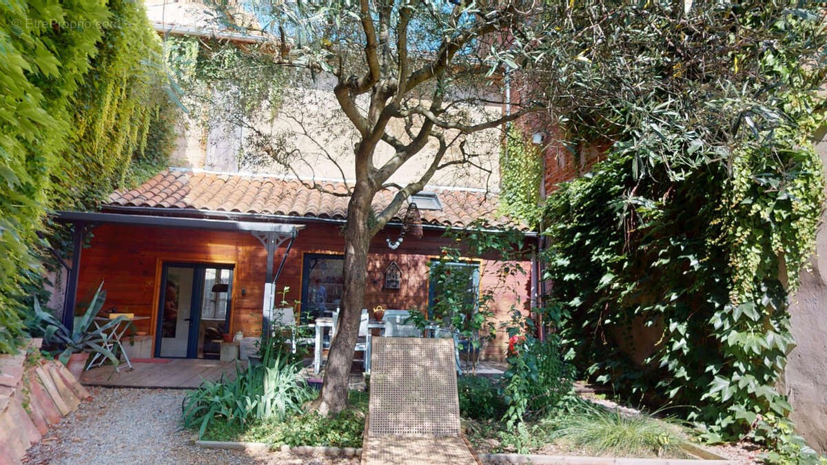 Maison à VERDUN-SUR-GARONNE