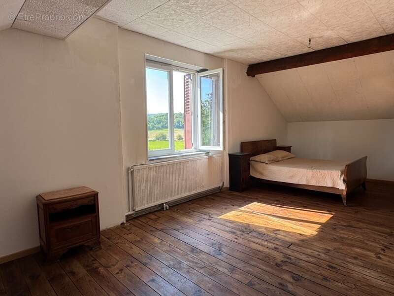 Maison à GUDMONT-VILLIERS