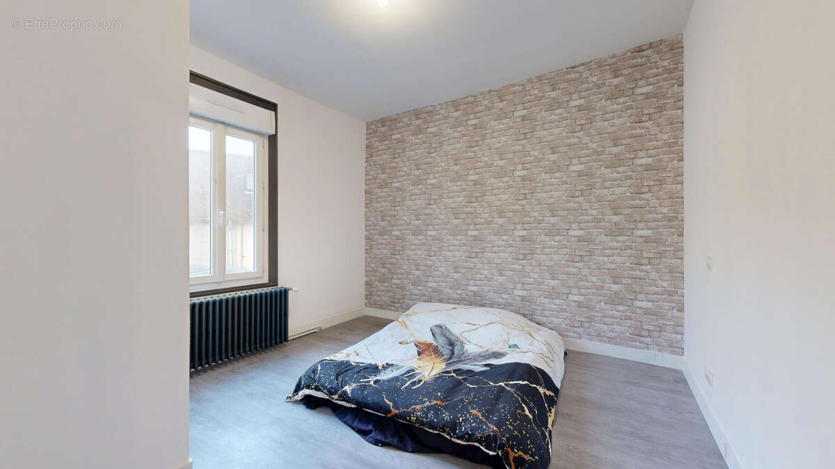 Maison à SAINT-HILAIRE-DU-HARCOUET