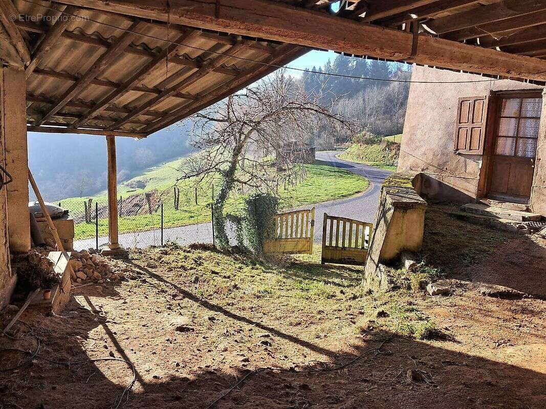 Maison à SAINT-NIZIER-D&#039;AZERGUES