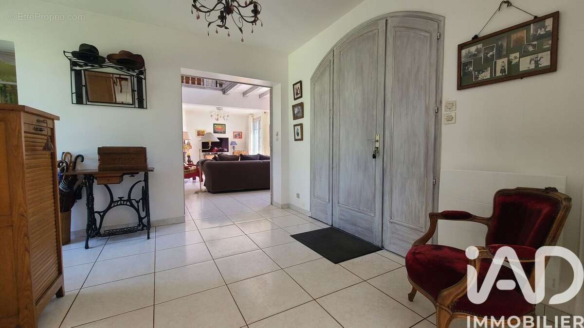 Photo 3 - Maison à LA BREILLE-LES-PINS