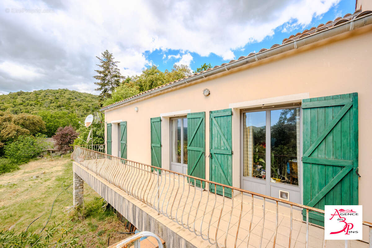 Maison à COLLOBRIERES