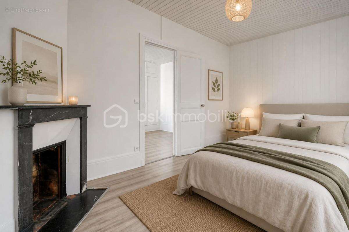 Appartement à PARIS-11E