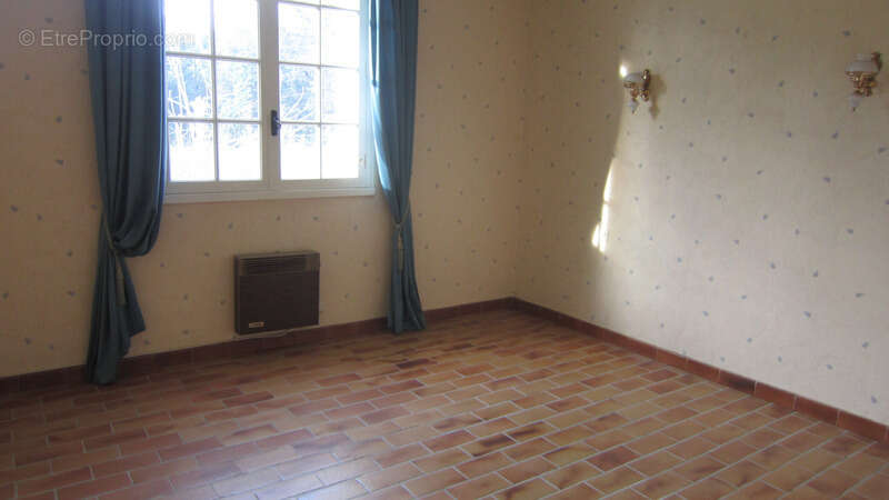 Maison à LORIOL-DU-COMTAT