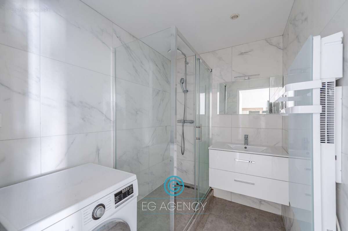 Appartement à MARSEILLE-3E