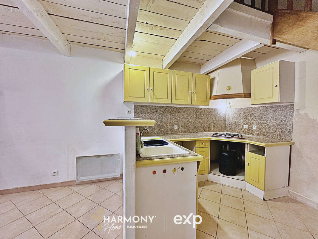 Maison à PEYROLLES-EN-PROVENCE