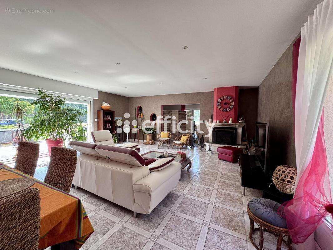 Maison 182 m² à Origne  - photo 13
