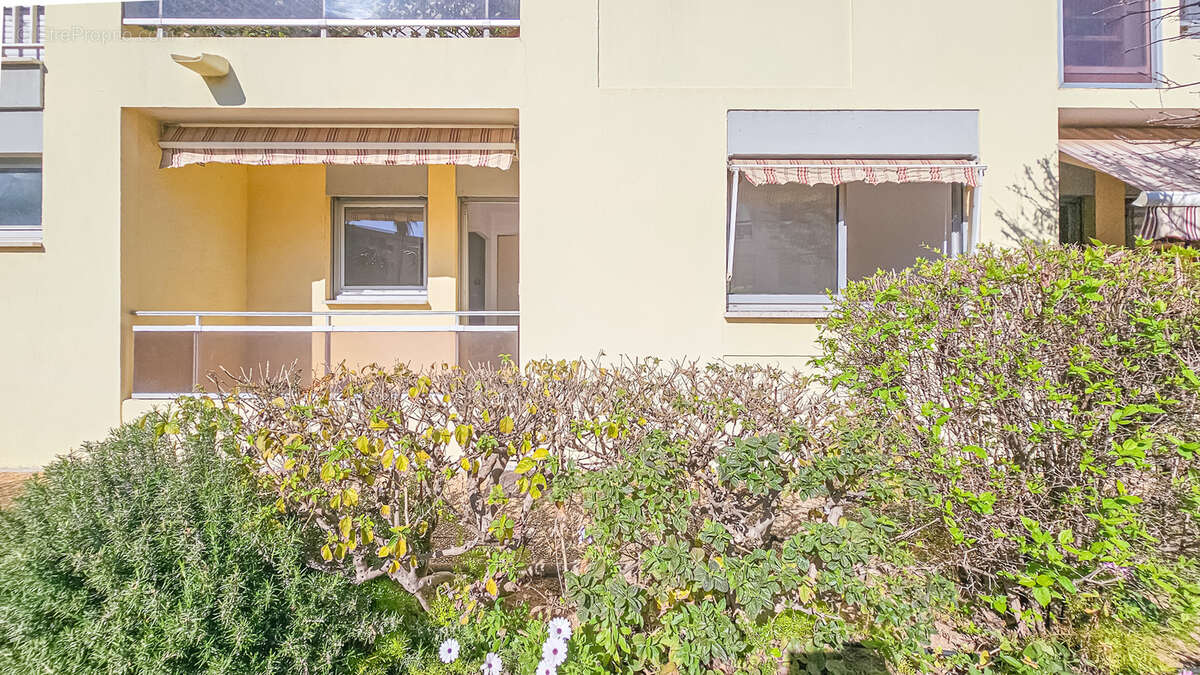 Appartement à HYERES