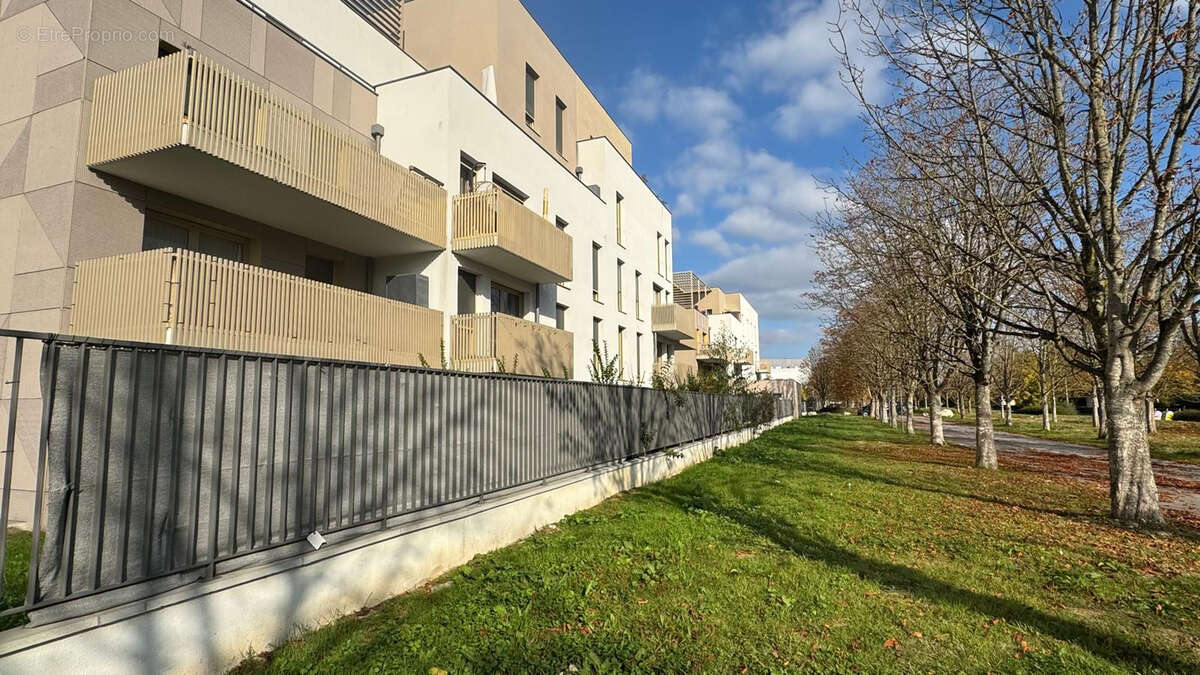 Appartement à BUSSY-SAINT-GEORGES