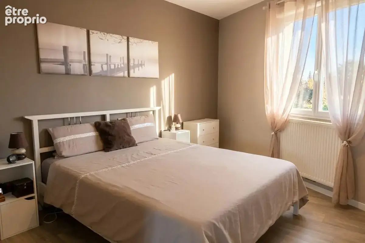 Maison 86 m² à Grisy-Suisnes  - photo 3