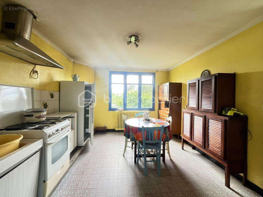 Maison à SAINTE-LUCE-SUR-LOIRE