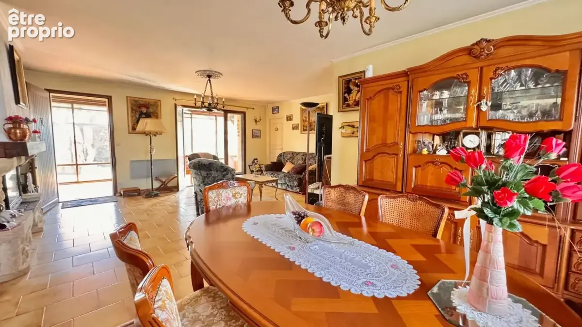 Agréable maison de plain-pied avec studio et garage de 30 m² - photo 5