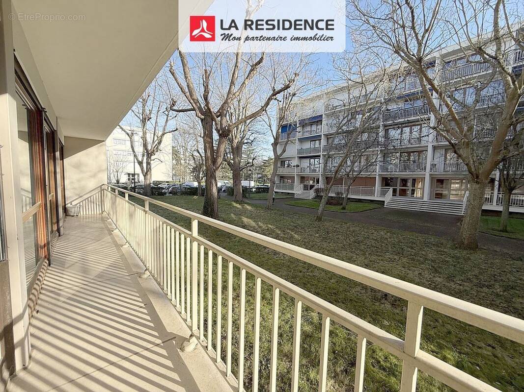 Appartement à VELIZY-VILLACOUBLAY