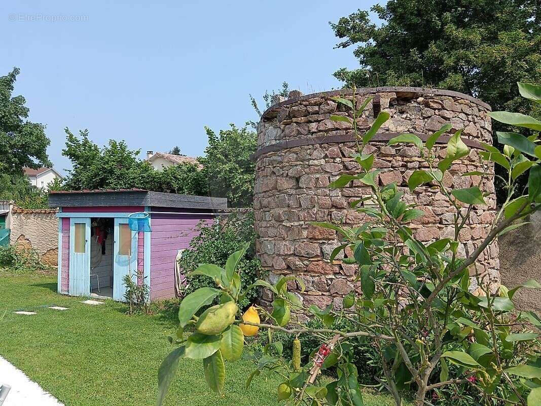 Maison à CHARENTAY
