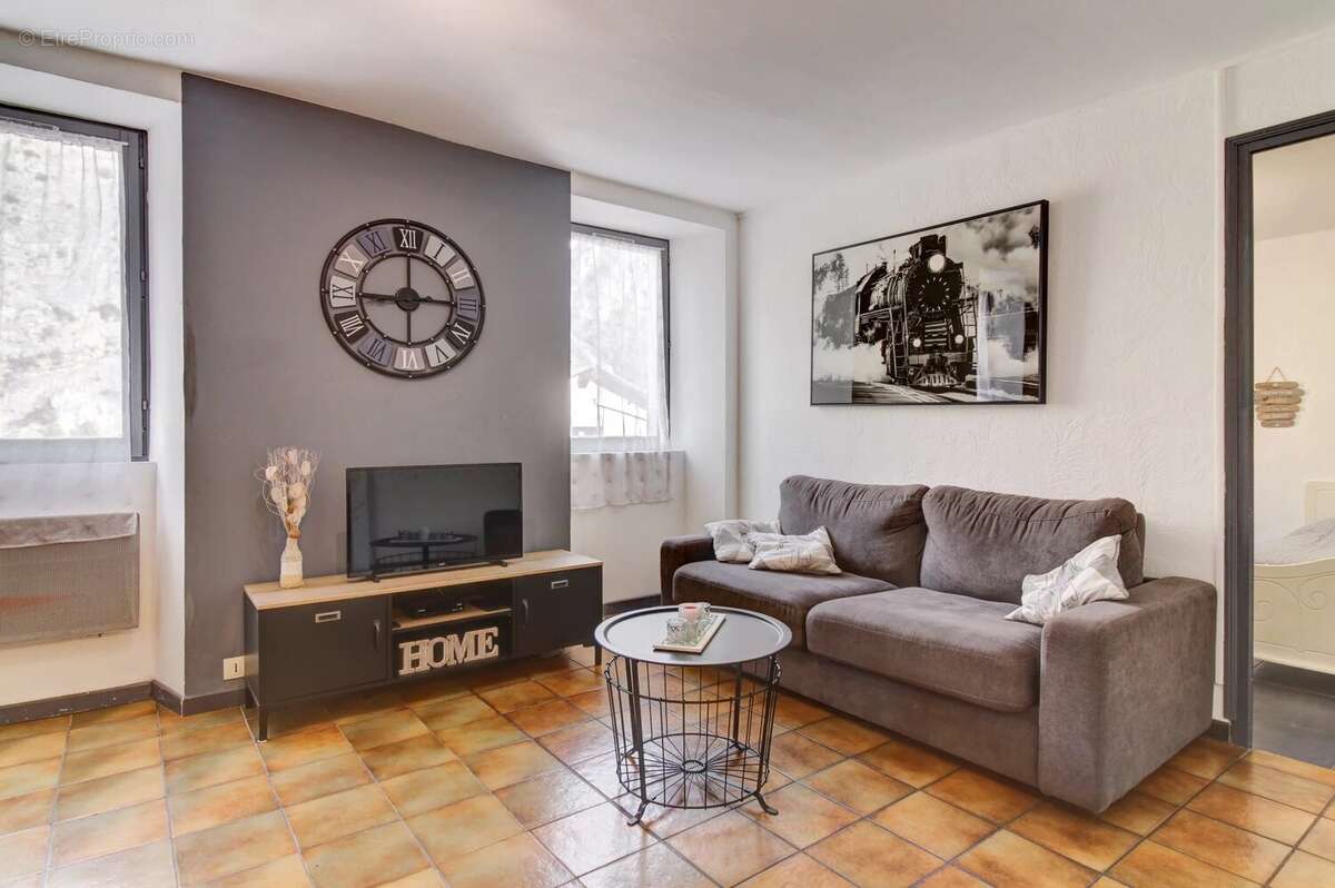 Appartement à TOURNEFORT