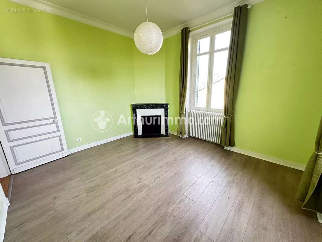 Maison à SAINT-ASTIER