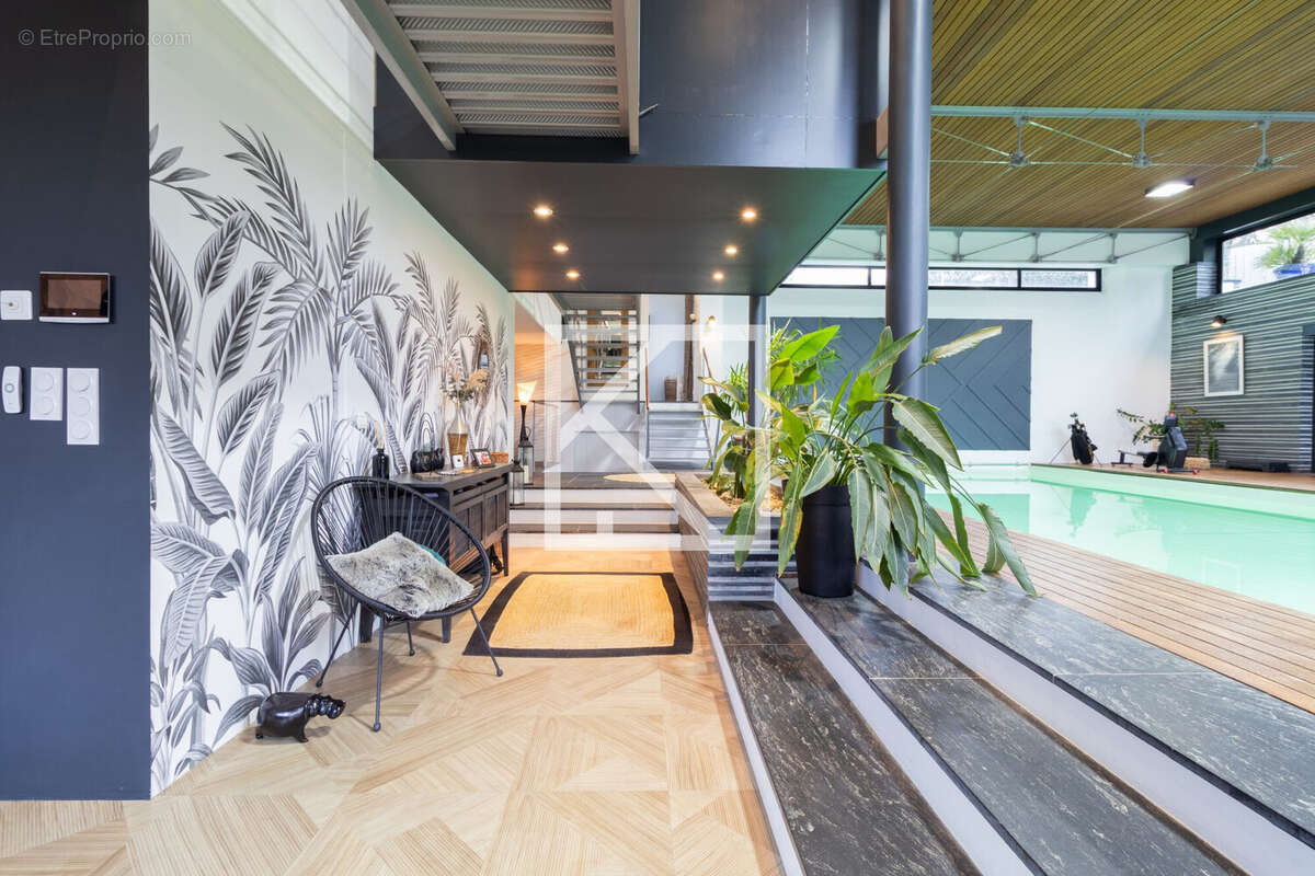 Maison à LES HERBIERS