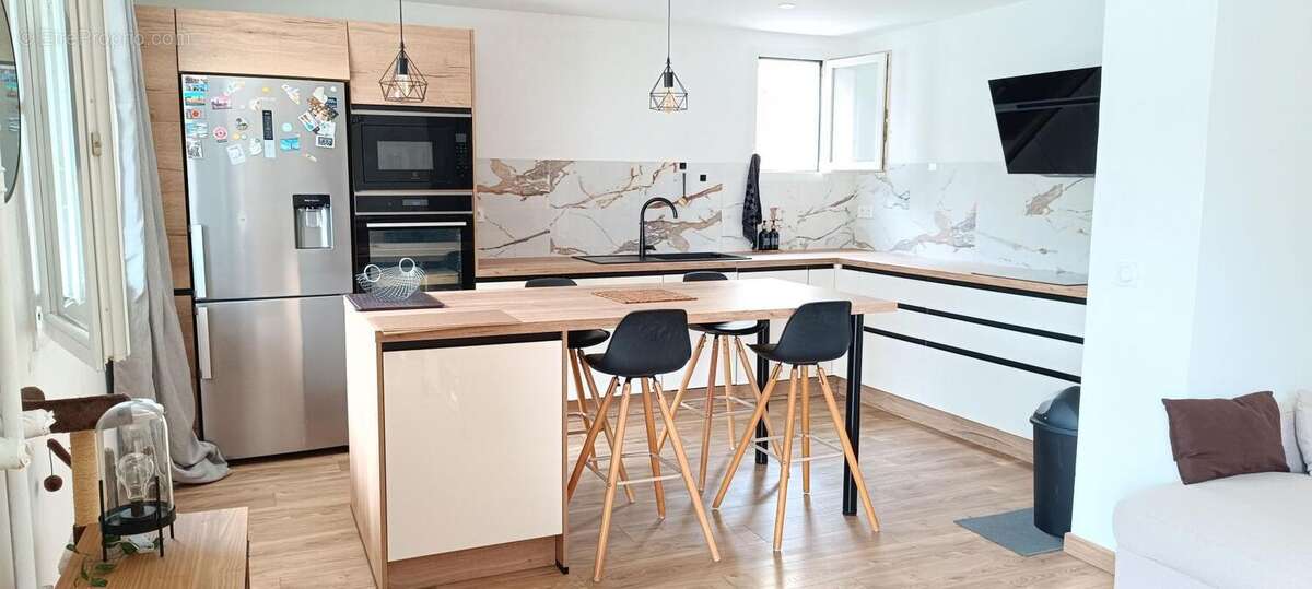 Appartement à SIX-FOURS-LES-PLAGES