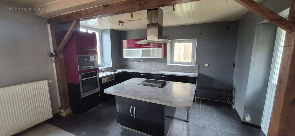 Maison à LA FERTE-MILON