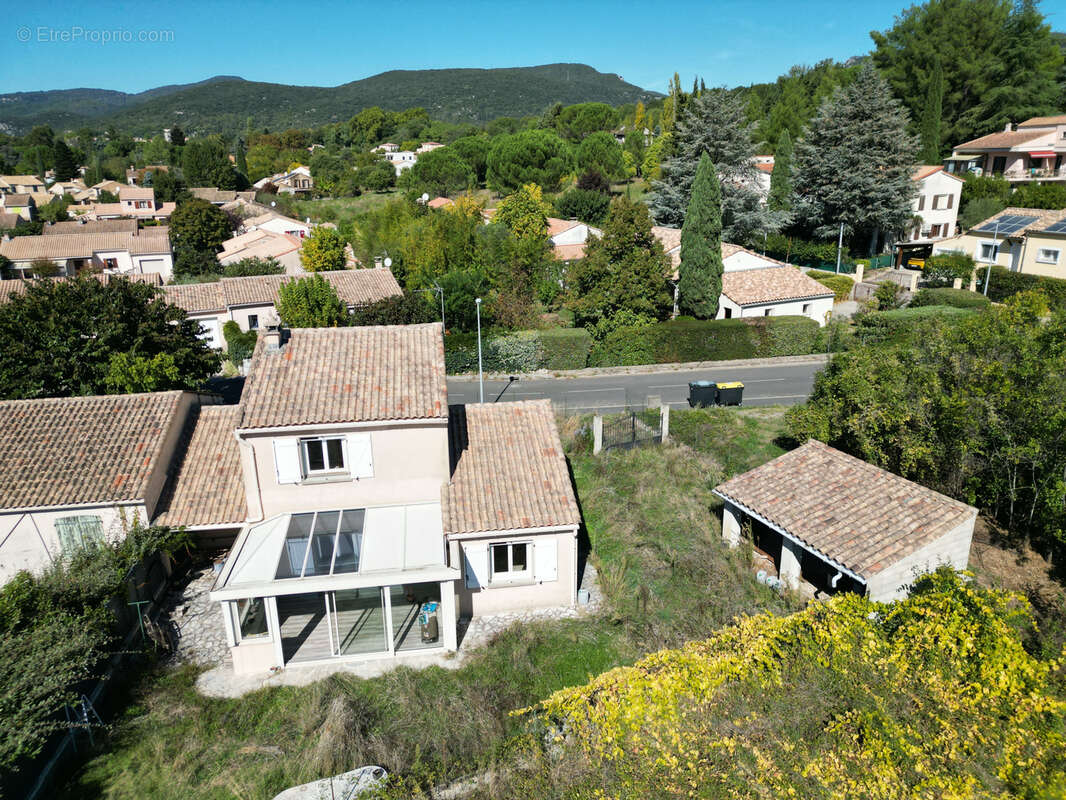 Maison à LAROQUE