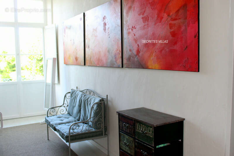 Maison à FARGUES-SAINT-HILAIRE