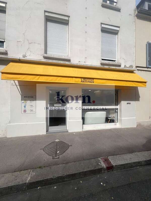 Commerce à NEUILLY-SUR-SEINE