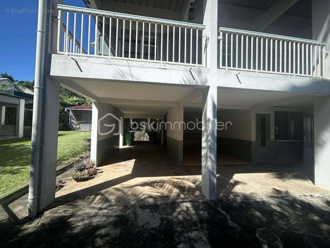 Maison à SAINT-DENIS