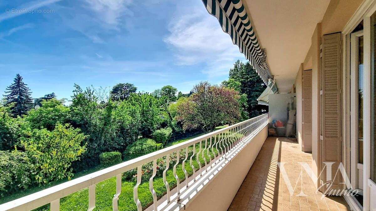 Appartement à CHAMPAGNE-AU-MONT-D'OR