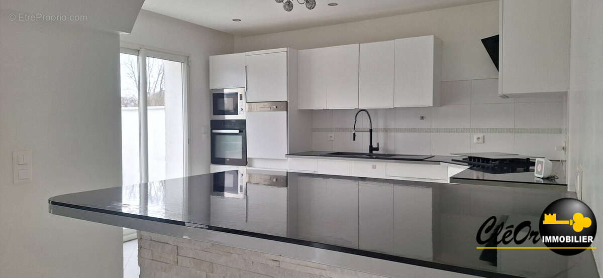 Maison à SAINT-USAGE