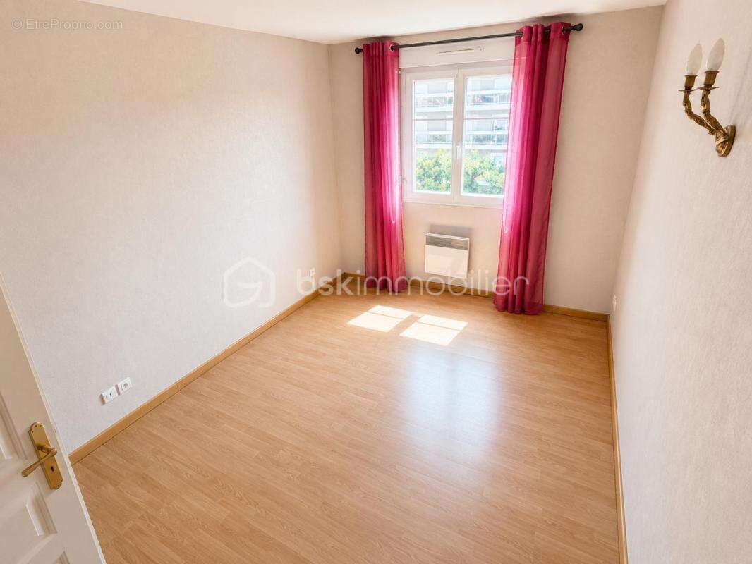Appartement à LIVRY-GARGAN