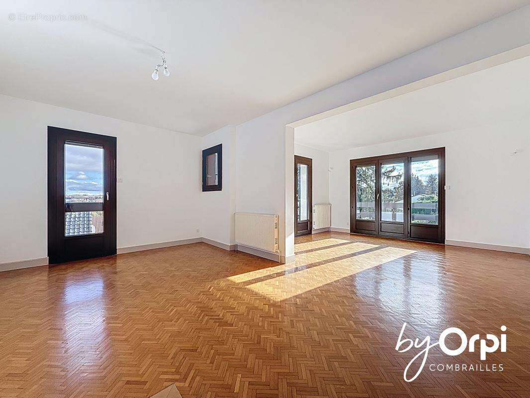 Maison à SAINT-ELOY-LES-MINES