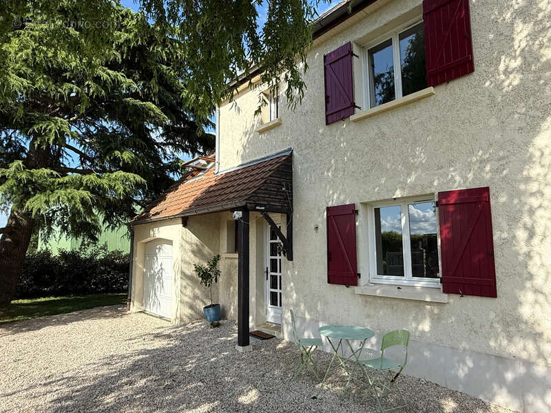 Maison à GRISY-LES-PLATRES