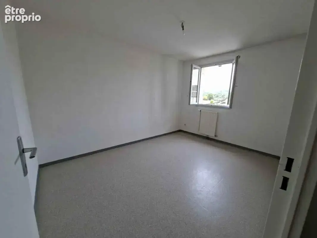 Appartement 4 pièces – 85,33 m² à fontaines - photo 2