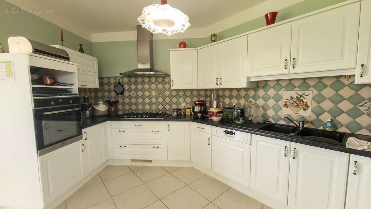 Maison à SAINTE-JULIETTE