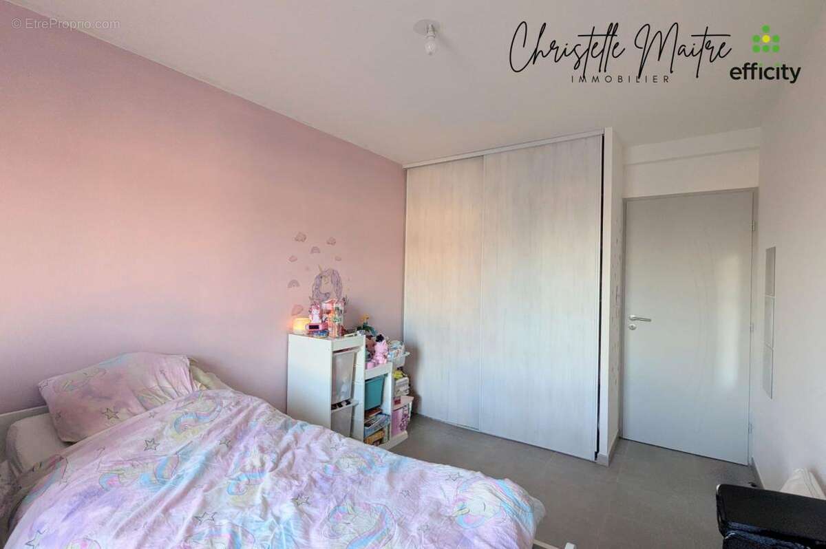 Appartement à SAINT-MARTIN-DE-CRAU