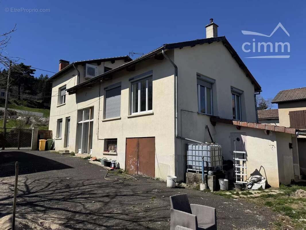 Maison à AMBERT