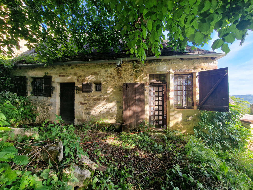 Maison à TURENNE