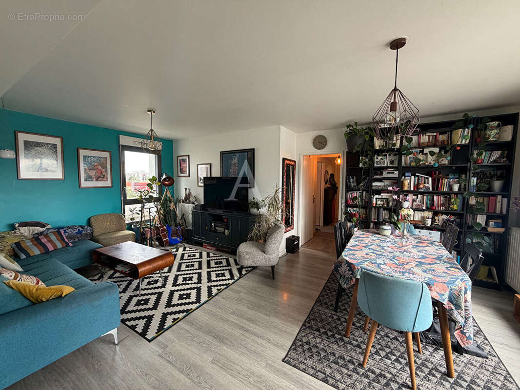 Appartement à AUBERVILLIERS