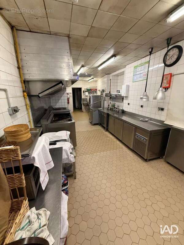 Photo 6 - Commerce à COIGNIERES