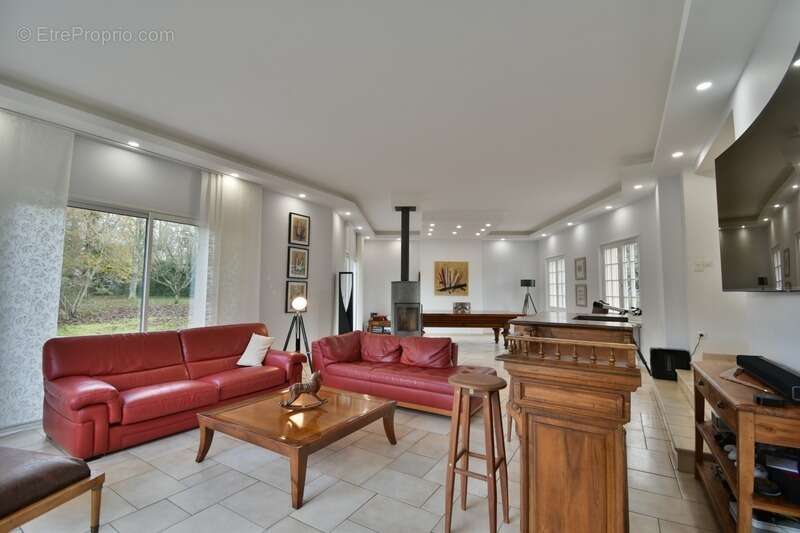 Maison à SAINT-PREST