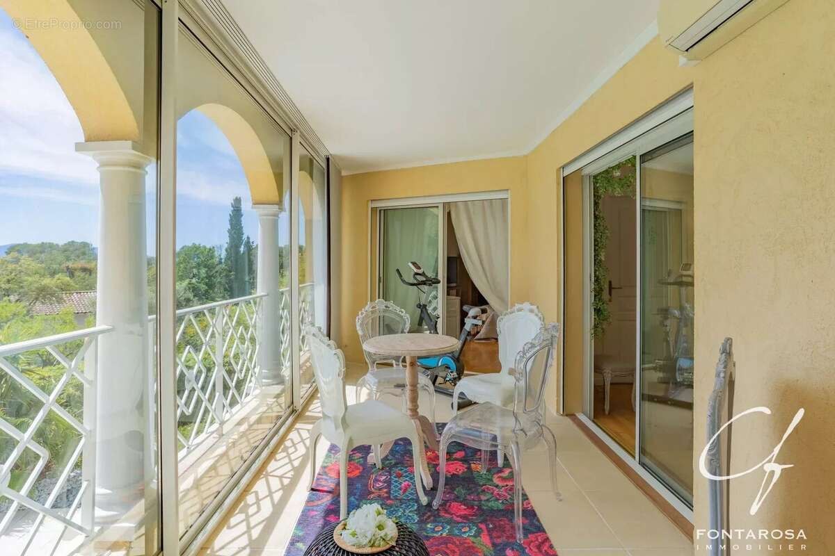 Maison à SAINT-RAPHAEL