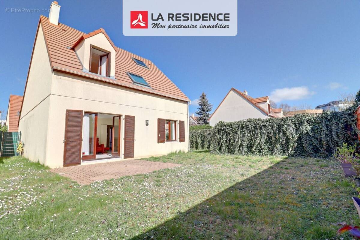 Maison à LE PECQ