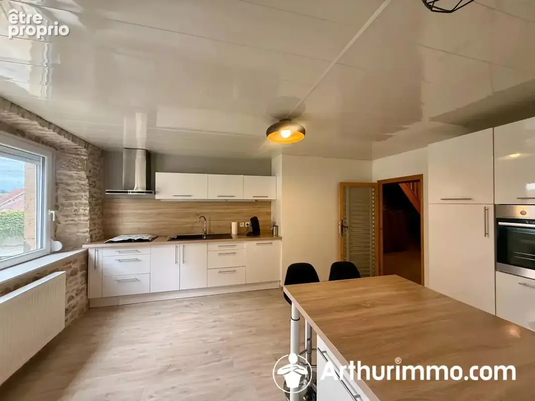 Grande maison indépendante de 163 m² à Montécheroux - photo 3