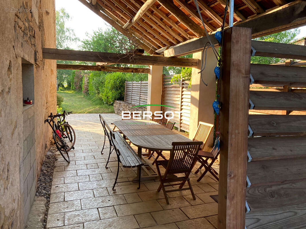 Maison familiale à Glamondans de 164 m² - photo 3