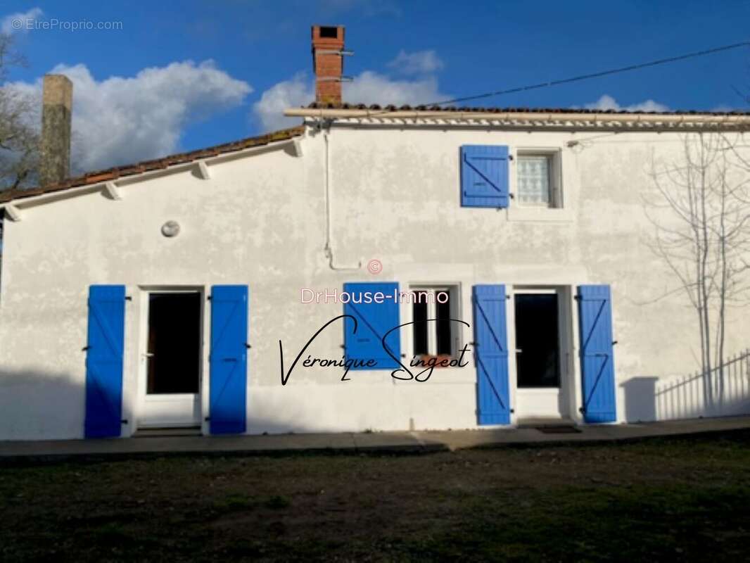 Maison à SAINT-MAURICE-LE-GIRARD