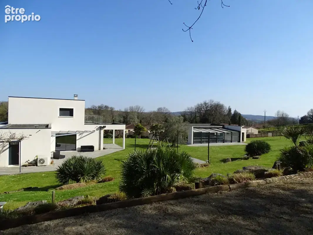 Villa Sainte Nathalene 5 pièce(s) 147.03 m2 - photo 5