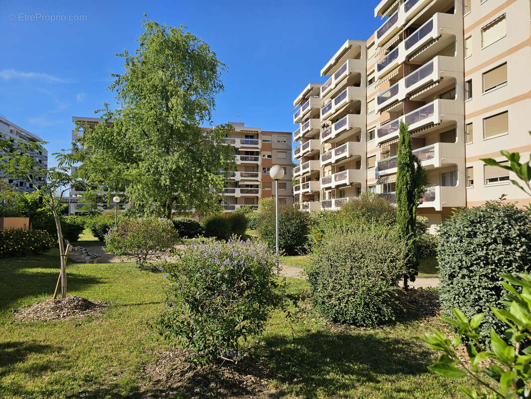 Appartement à LYON-6E