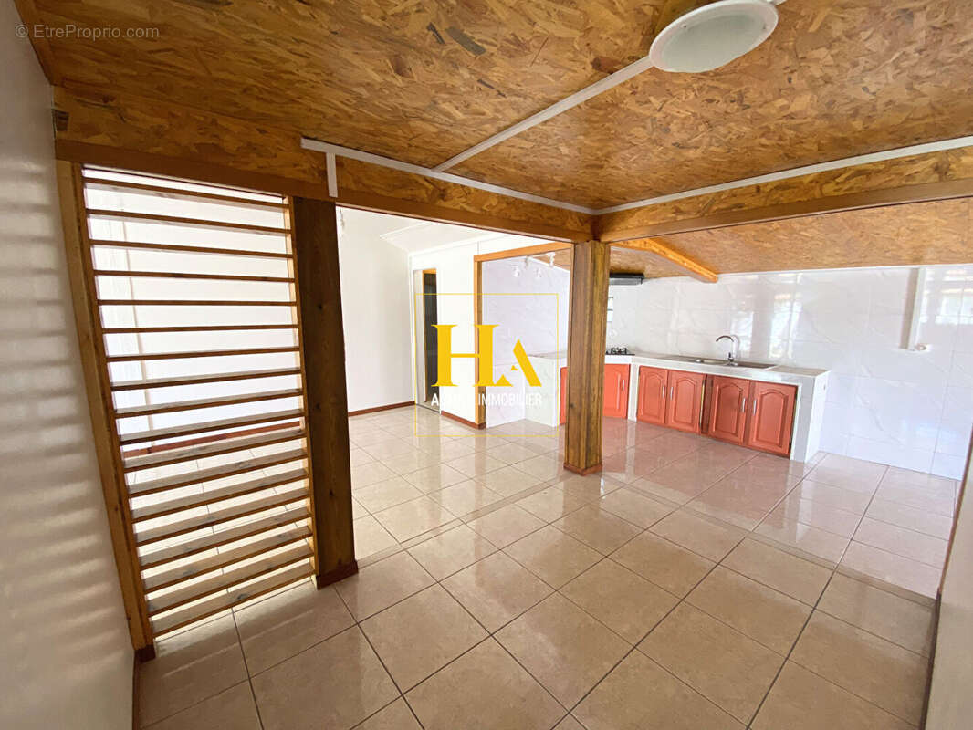 Maison à LES AVIRONS