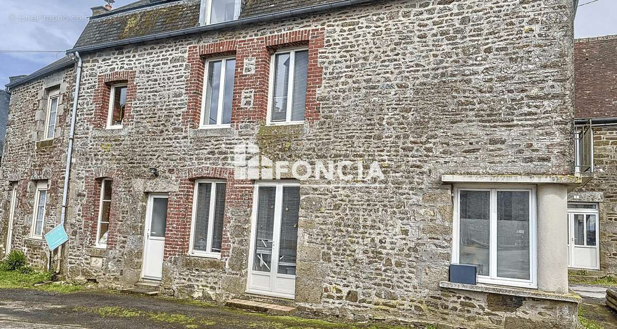 Maison à LA CHAPELLE-BICHE