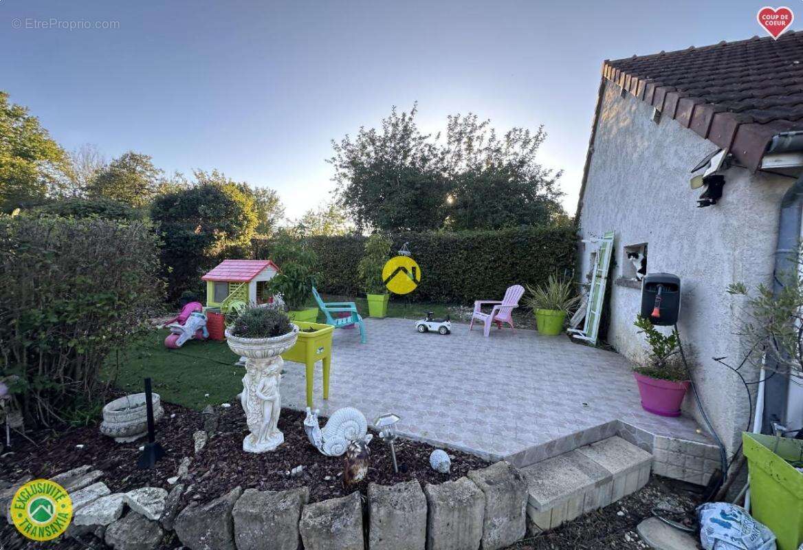 Maison à MENETOU-COUTURE